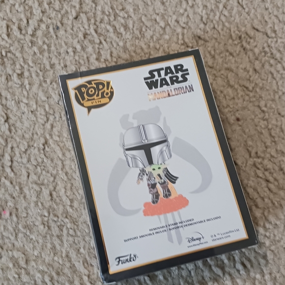 NEW Funko Pop Pin Disney Star Wars Mandalorian with Grogu #SE (Special Edition) - Picture 4 of 6